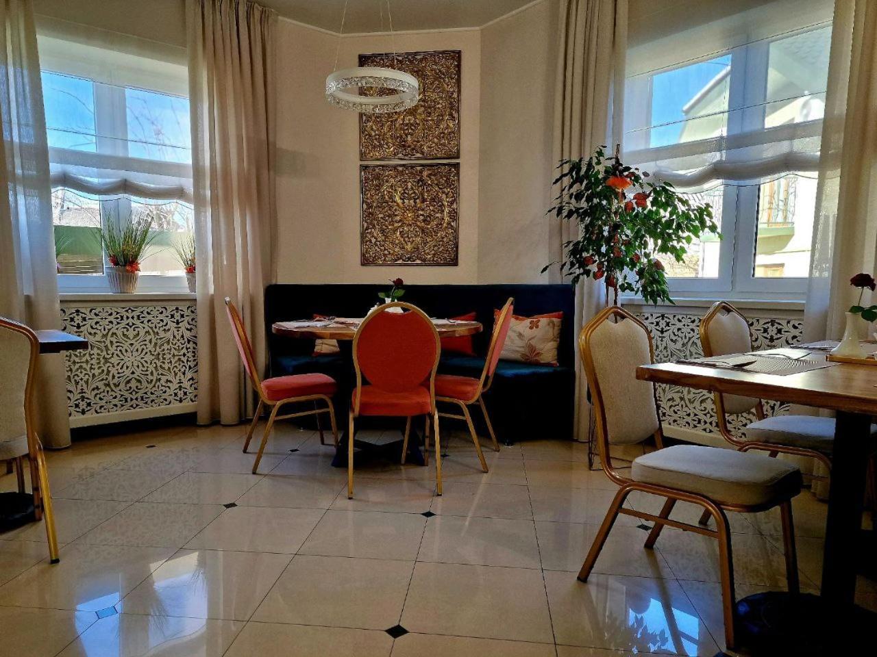 Hermes Resort Hotel With Medical Treatment Truskavets Exterior photo