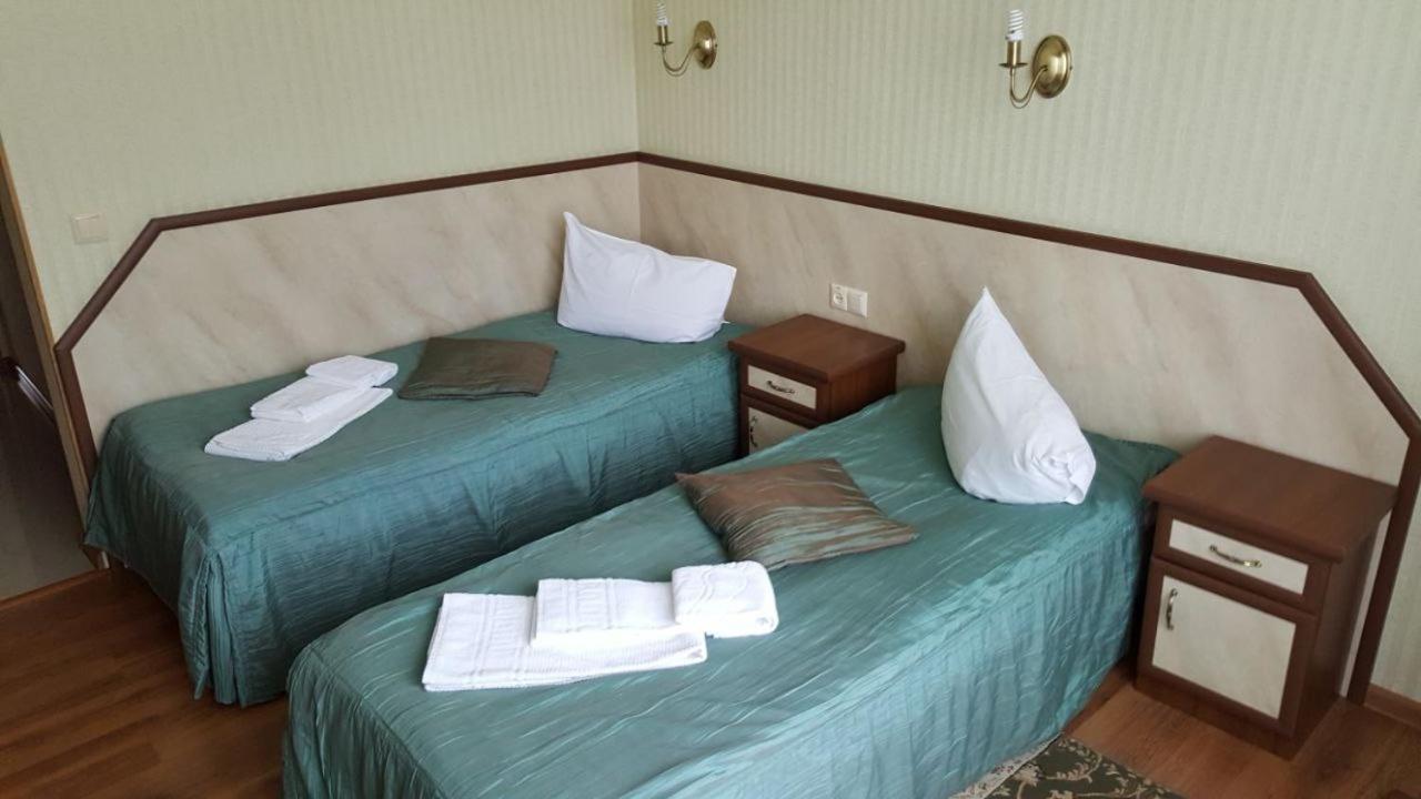 Hermes Resort Hotel With Medical Treatment Truskavets Exterior photo